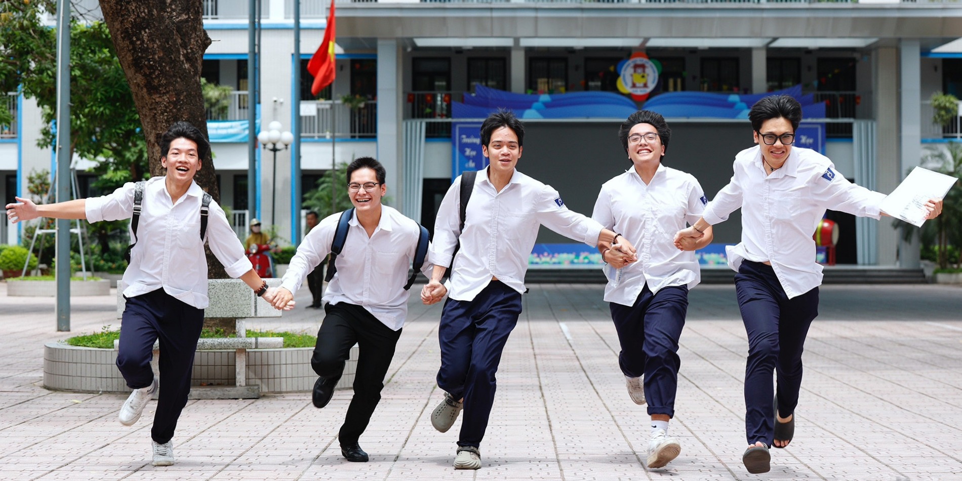 Thi tốt nghiệp THPT
