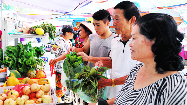 Bảo đảm cuộc sống cho người hết tuổi lao động