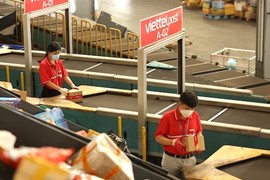 Cuộc chiến của 5 'ông lớn' ngành bưu chính, chuyển phát