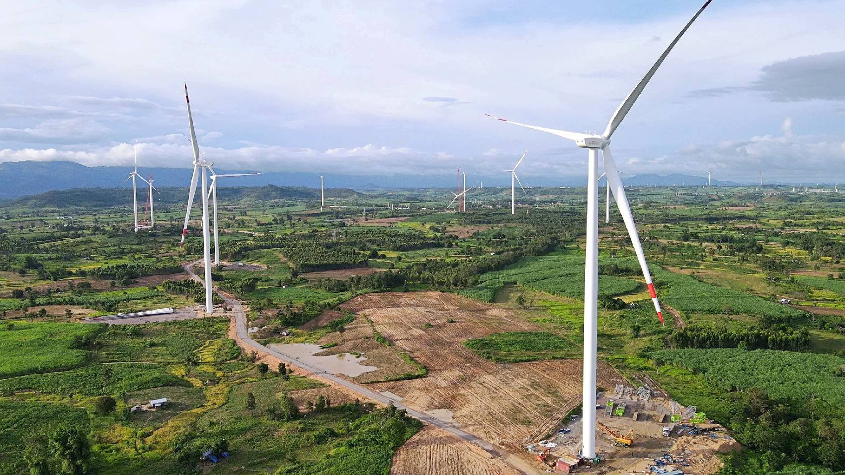 Bộ Công Thương đề nghị địa phương giám sát việc tuân thủ quy định trong mua bán điện trực tiếp