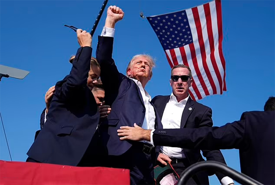 Bí ẩn người phụ nữ hét tên kẻ ám sát ông Donald Trump ngay trước khi tiếng súng vang lên