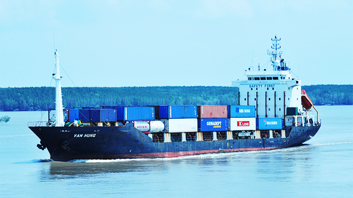 Nỗ lực “hạ nhiệt” giá cước vận tải biển 