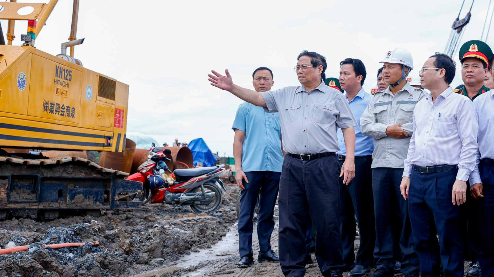 Thủ tướng yêu cầu bàn giao toàn bộ mặt bằng các dự án cao tốc vùng ĐBSCL trong tháng 7