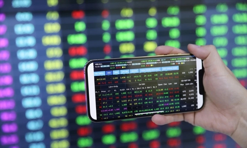 Lợi nhuận công ty chứng khoán phân hóa đậm nét