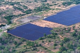 Gia tăng sức ép với pin mặt trời