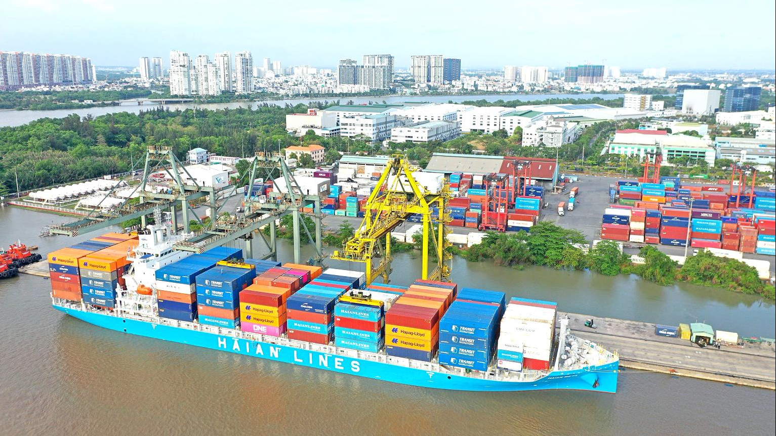 Xếp dỡ Hải An (HAH): Mở thêm loạt tuyến tàu mới, lãi ròng tăng 59%