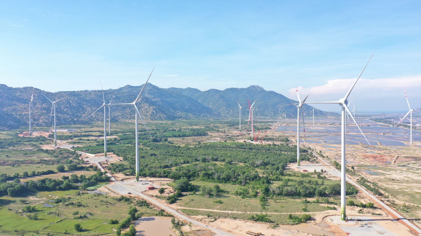 Tập đoàn Hà Đô (HDG): Có 200 MW điện gió được ưu tiên phát triển theo Quy hoạch Điện 8