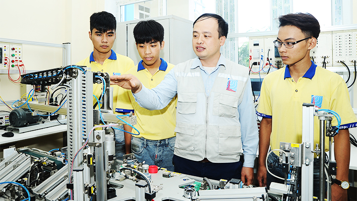 Phân luồng sau THCS để tiếp cận nghề nghiệp sớm