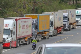 Việt Nam - Trung Quốc: Thương mại tích cực, đầu tư đột phá