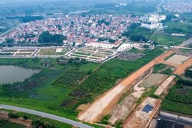 Đang xác minh, làm rõ việc một nhóm đối tượng đi "kích sóng" đất nền vùng ven Hà Nội