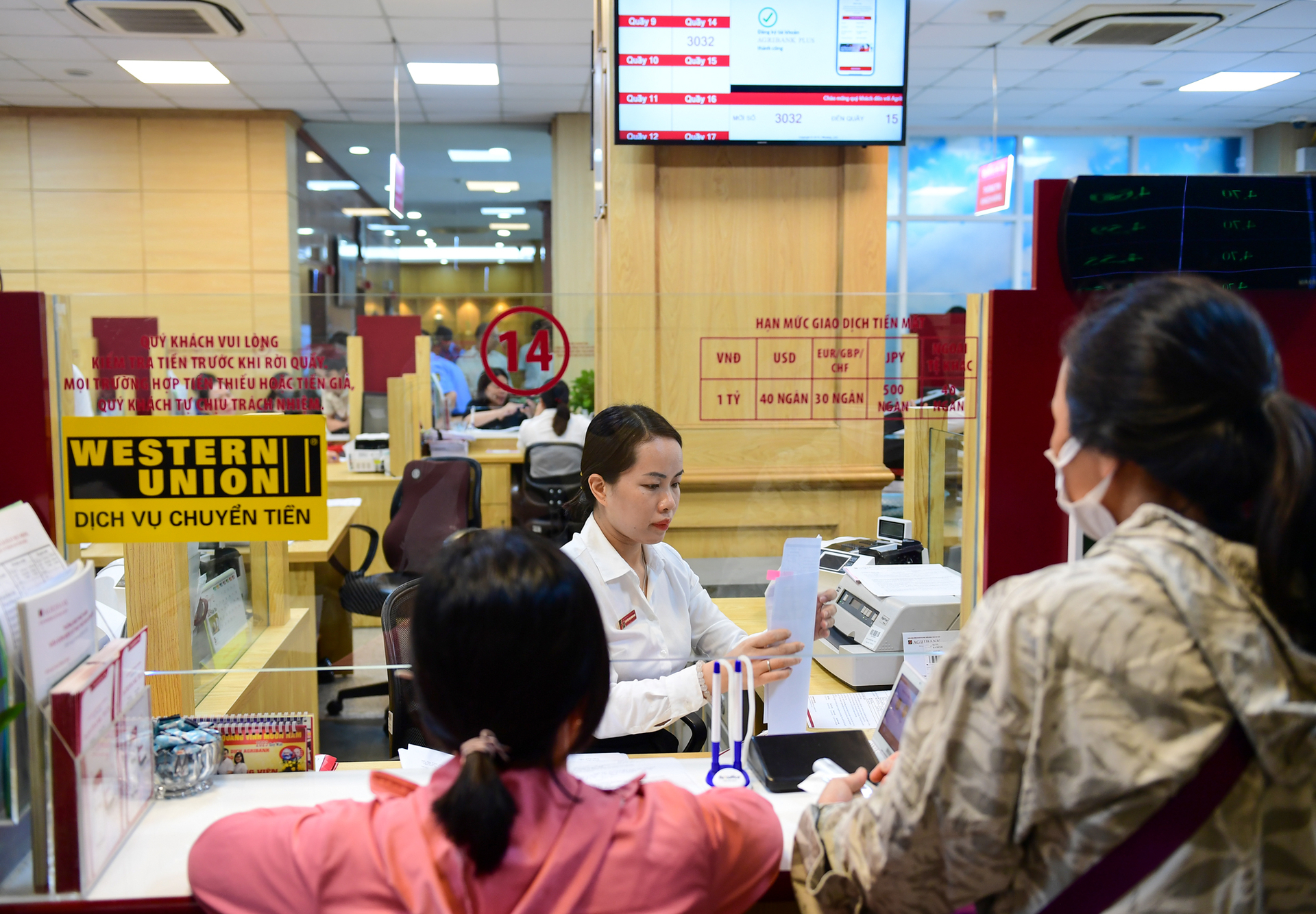 Áp lực đáo hạn trái phiếu doanh nghiệp vơi bớt