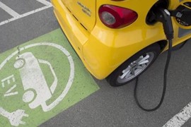 Nối gót Mỹ, Canada áp thuế 100% đối với xe điện Trung Quốc