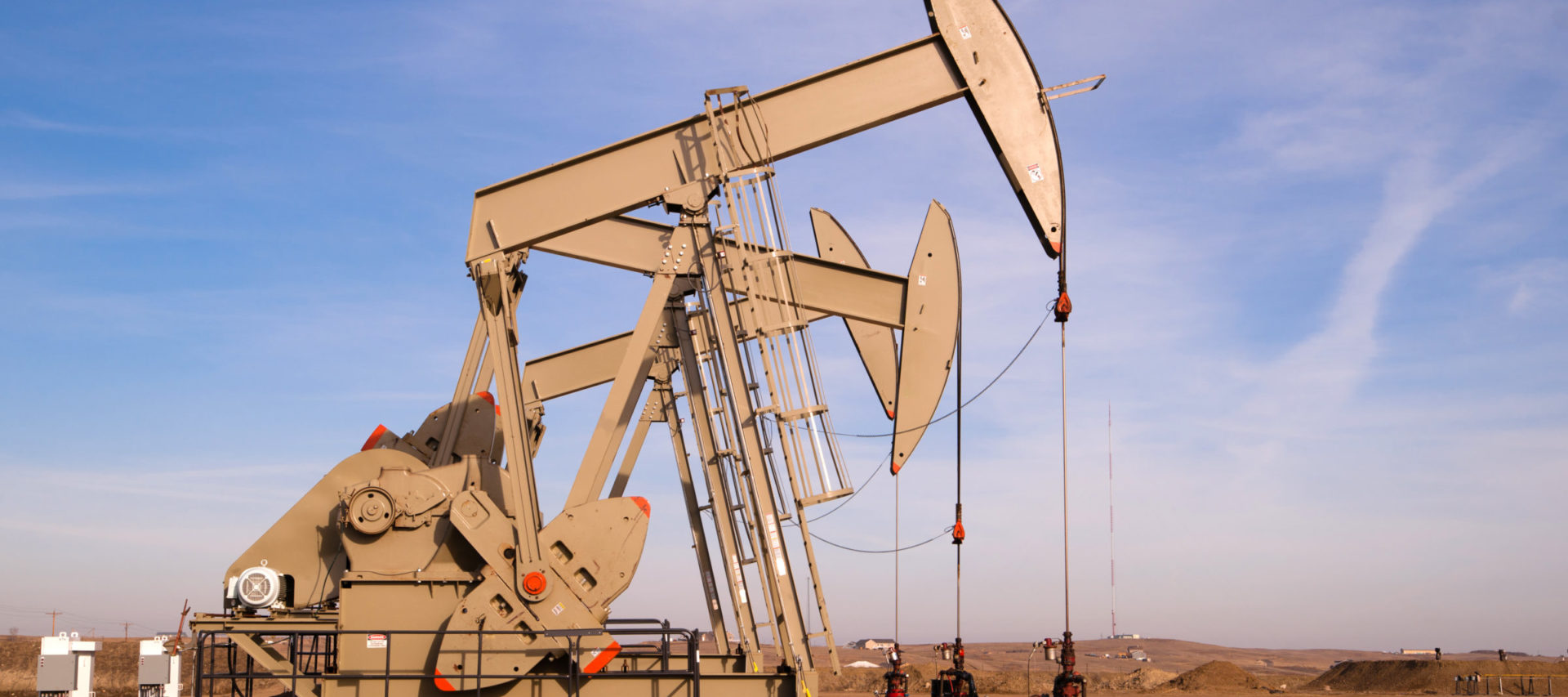 Giá xăng dầu hôm nay 30/8: Ổn định trong phiên giao dịch cuối tuần