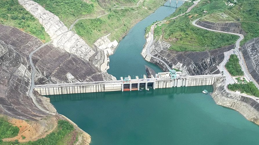 “Cá mập” Singapore chốt mua 4 triệu cổ phiếu REE - Cơ Điện Lạnh với giá cao kỷ lục