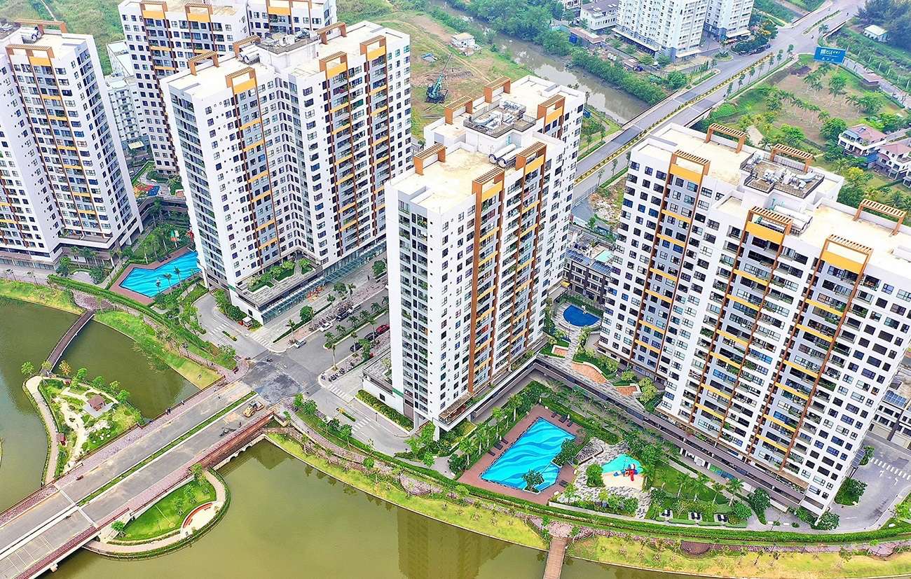 Dòng tiền âm, Tập đoàn Nam Long (NLG) liên tiếp phát hành trái phiếu để đảo nợ