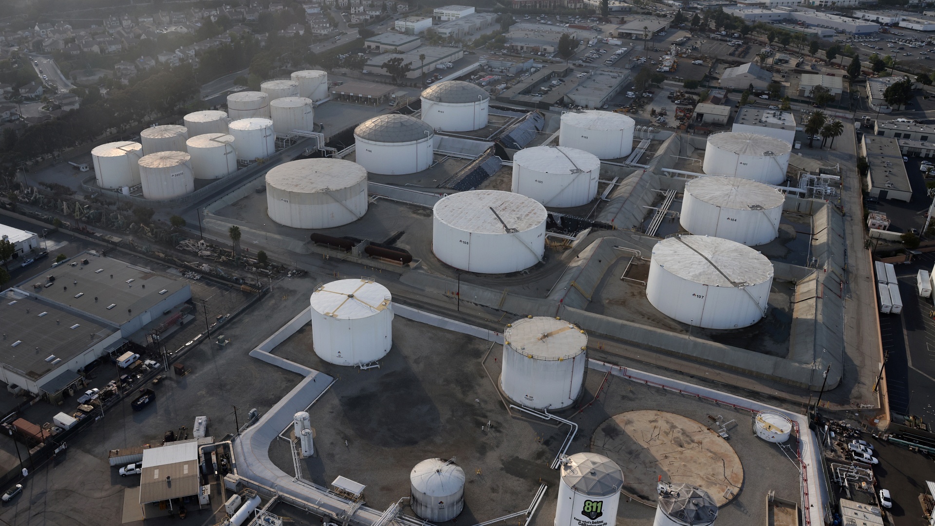 Giá xăng dầu hôm nay 5/9: Tiếp tục giảm khi lo ngại về nhu cầu tiếp diễn