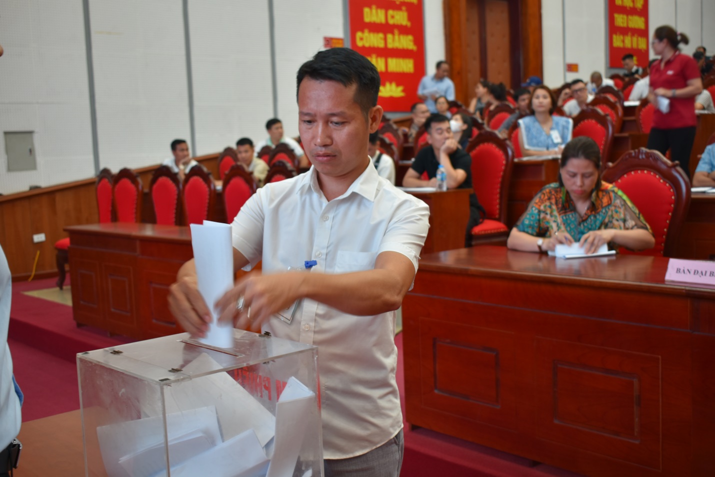 Hà Nội: Huyện Mê Linh lùi lịch đấu giá 32 thửa đất