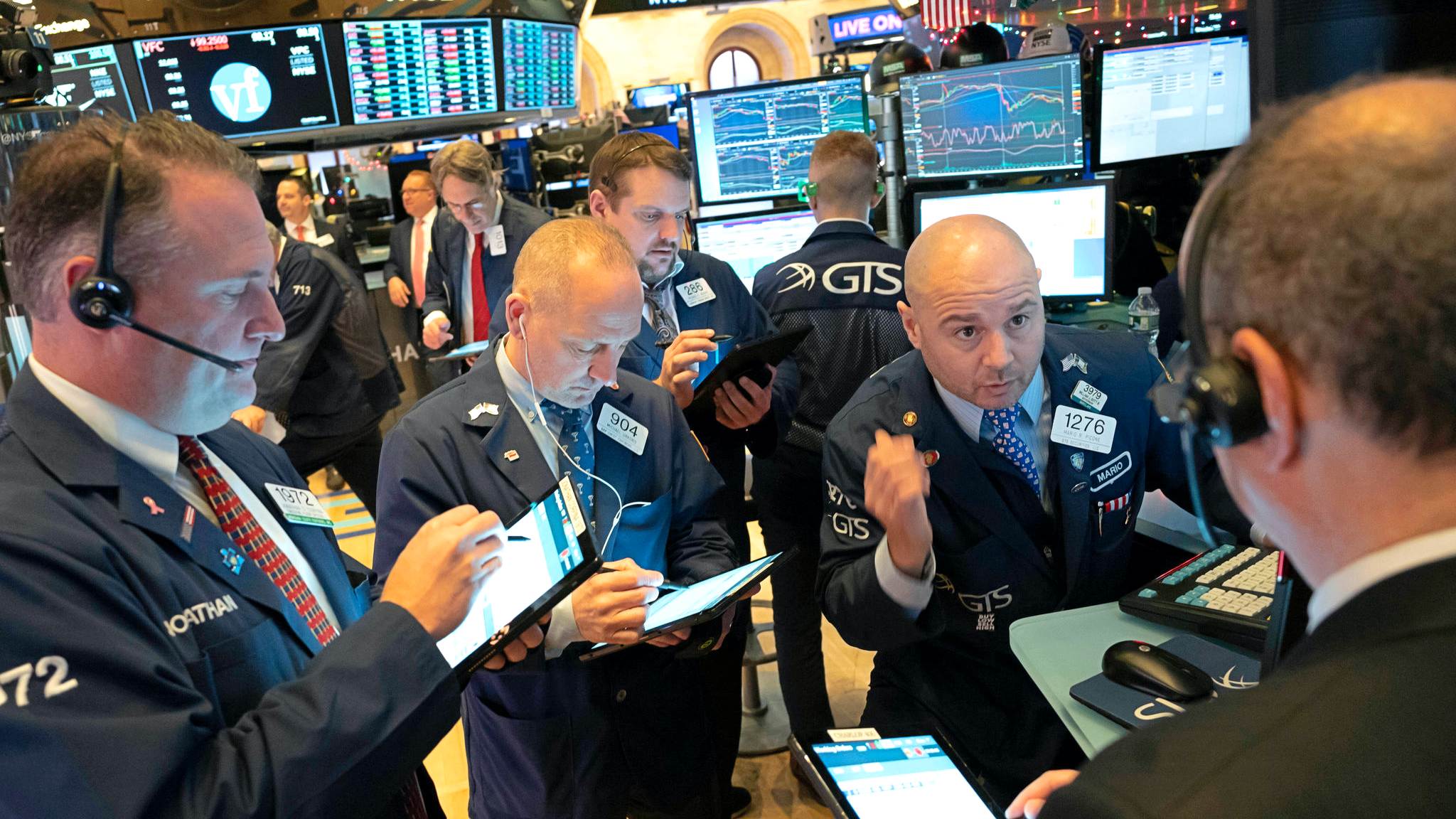 Hơn 10 tỷ USD vốn ngoại chờ đổ vào thị trường chứng khoán Việt Nam