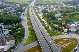 Chính phủ “thúc” hoàn thành 3.000 km đường cao tốc trước năm 2025