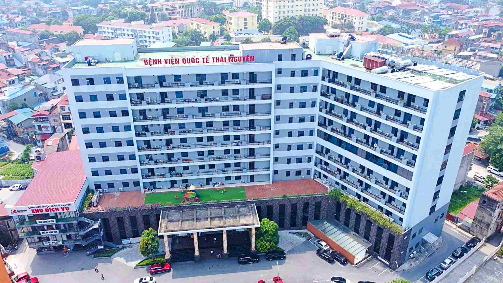 Được mua cổ phiếu với “giá rẻ”, loạt lãnh đạo Bệnh viện Quốc tế TNH đăng ký mua lượng lớn