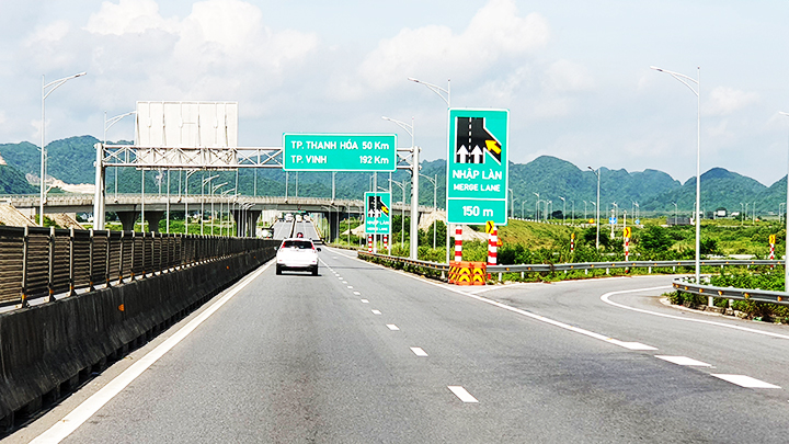 Đầu tư công cần nỗ lực lớn