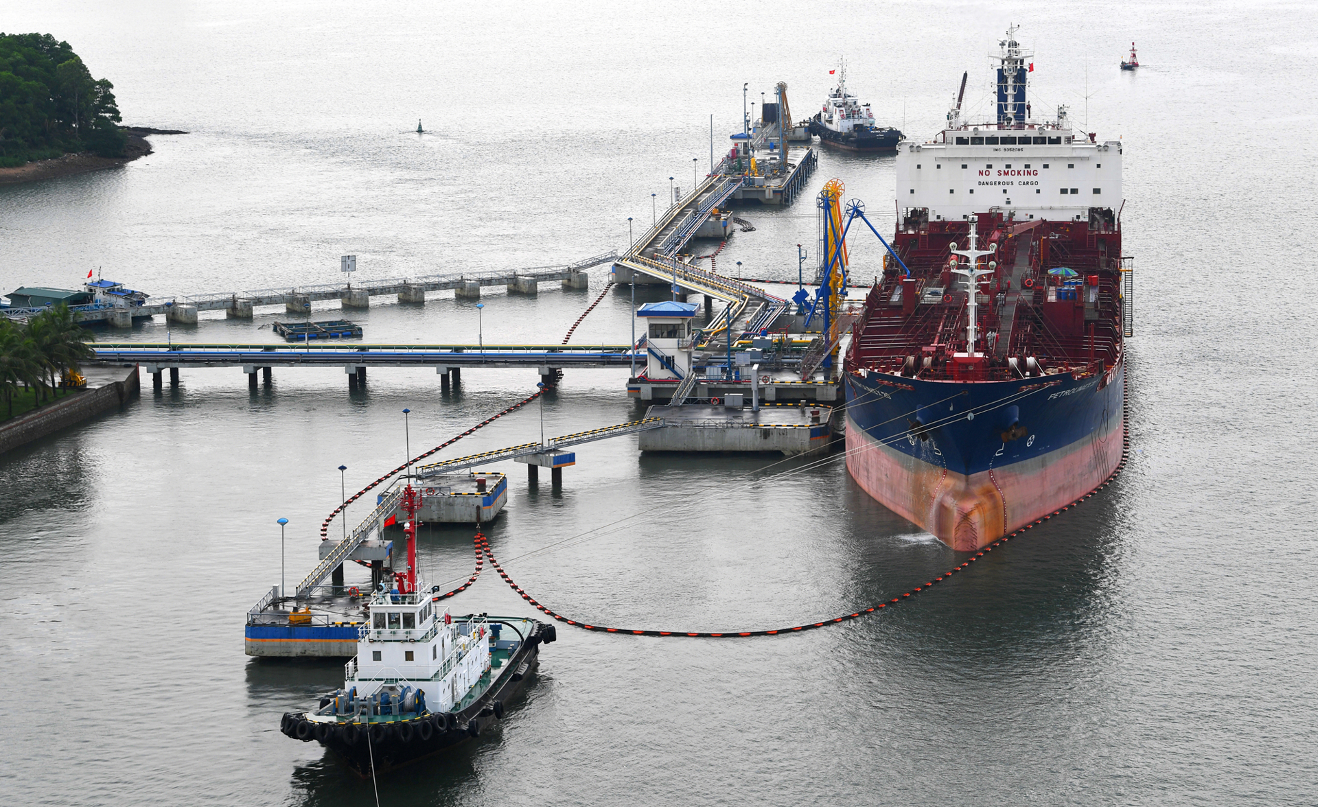 Quảng Ninh cùng cả nước gỡ 'thẻ vàng' IUU