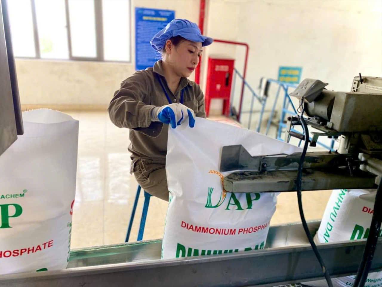 Đưa phân bón sang đối tượng chịu thuế GTGT: Bài 1- Doanh nghiệp phân bón giảm sức cạnh tranh do áp lực từ Luật thuế 71