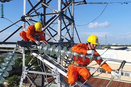 Tăng trưởng điện trong năm 2025 phải đạt từ 12-13%