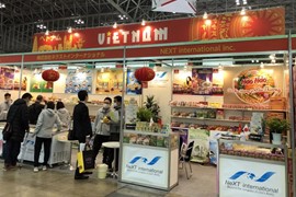 Hàng Việt - Từ làng ra biển lớn
