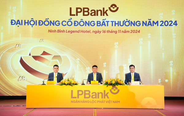 Toàn cảnh Đại hội đồng cổ đông bất thường năm 2024 của LPBank