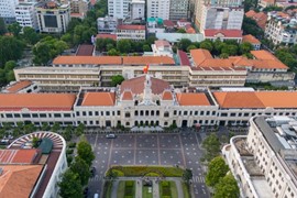 Chủ tịch TP. HCM hướng đến kinh tế tăng trưởng hai con số