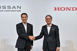 Rộ tin Nissan và Honda chuẩn bị sáp nhập