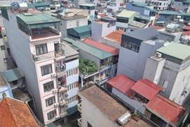 “Sóng” tăng giá lan đến phân khúc nhà trong ngõ