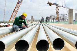 Đầu tư công thúc đẩy tăng trưởng