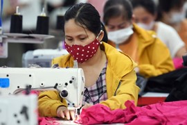 Xuất khẩu dệt may lo khó cạnh tranh nếu thuế đối ứng có hiệu lực