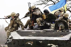 Ukraine cam kết tuân thủ lệnh ngừng bắn