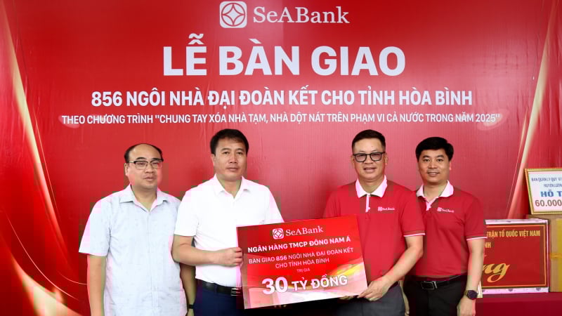 SeABank bàn giao 856 căn nhà đại đoàn kết cho tỉnh Hòa Bình