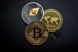 Bitcoin phục hồi nhưng vẫn dao động trong biên độ hẹp của tháng 6