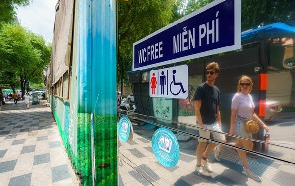 Hà Nội vận động các hộ dân mở cửa cho du khách dùng nhà vệ sinh miễn phí dịp 2/9