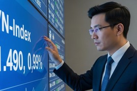 VN-Index tiến sát mốc 1.530 điểm, nhà đầu tư nên giao dịch chọn lọc