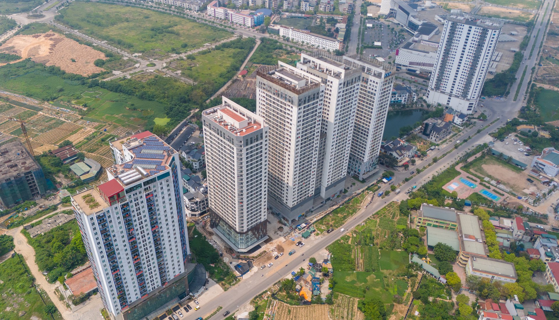 Nghịch lý chung cư Hà Nội: Giá leo thang bất chấp nguồn cung tăng vọt