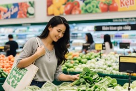 Nhiều “ông lớn” ngành bán lẻ hưởng lợi từ cuộc chiến chống hàng giả