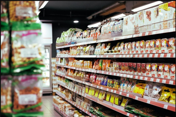 Cuộc so găng trên sàn đấu bán lẻ: Doanh nghiệp nội địa lật ngược thế cờ trước đế chế ngoại