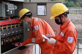 Nhóm khách hàng nào sẽ áp dụng giá điện 2 thành phần từ đầu năm 2026?