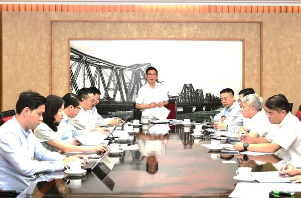 Yêu cầu Ngân hàng nhà nước nghiên cứu thành lập sàn vàng