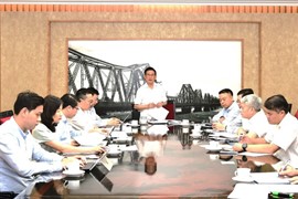 Yêu cầu Ngân hàng nhà nước nghiên cứu thành lập sàn vàng