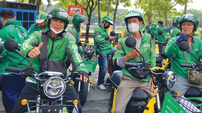 Grab đặt cược vào startup xe máy điện Selex Motors