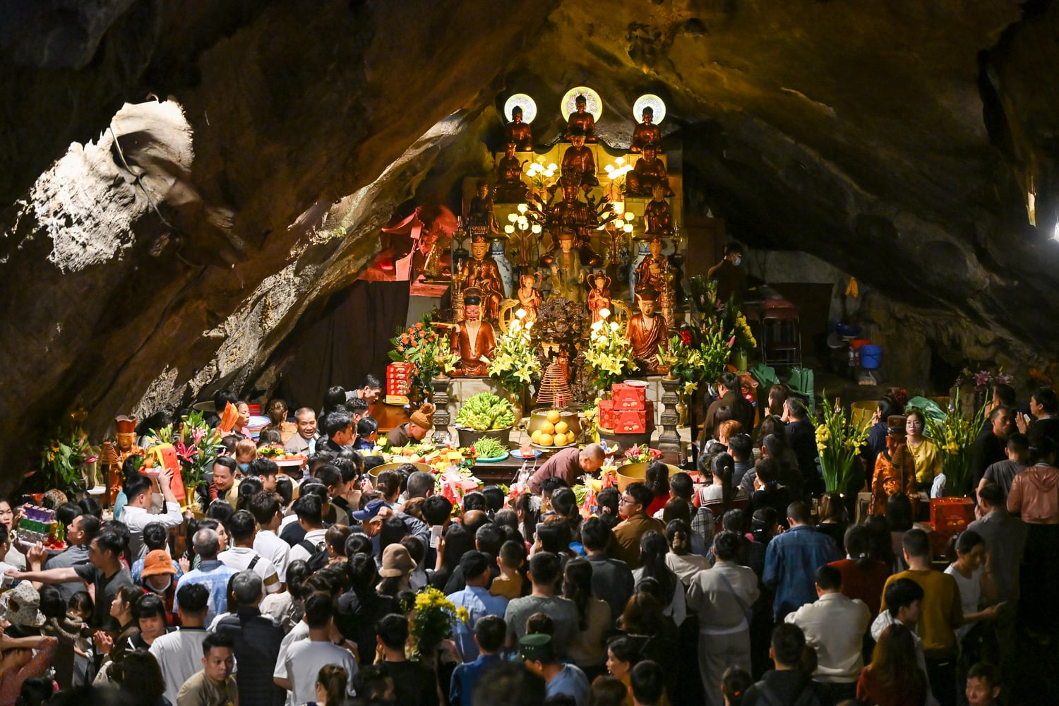 Chùa Hương khai hội xuân Bính Ngọ với nhiều điểm mới đáng chú ý 5