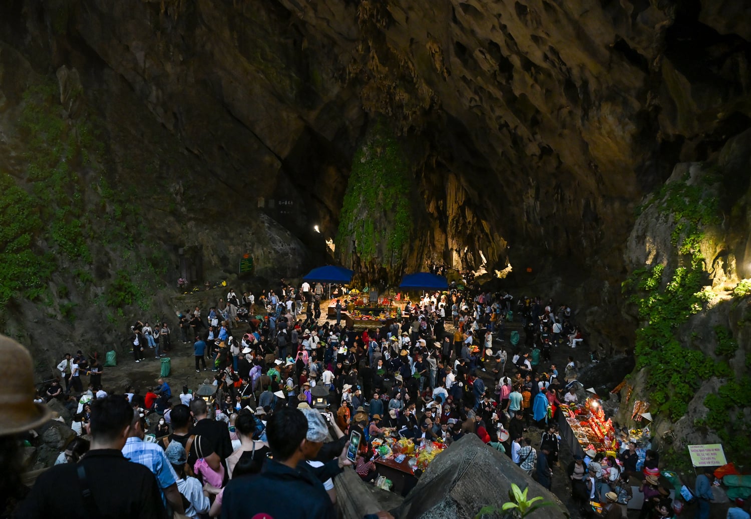 Chùa Hương khai hội xuân Bính Ngọ với nhiều điểm mới đáng chú ý 9