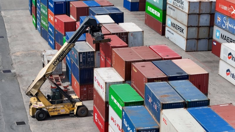 Chiến sự Trung Đông đẩy giá dầu tăng: Tác động tới kinh tế Việt Nam từ góc nhìn VinaCapital